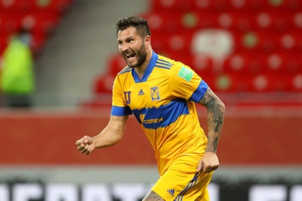 Gignac se torna o maior artilheiro europeu da história do