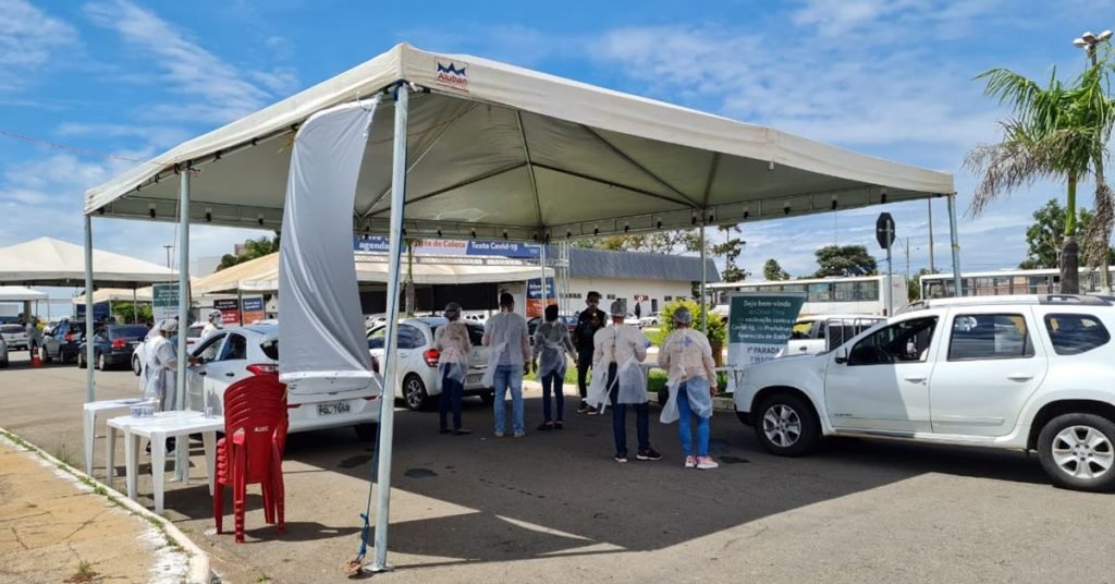 Campanha de vacinação contra Covid-19 em Aparecida de Goiânia (GO)