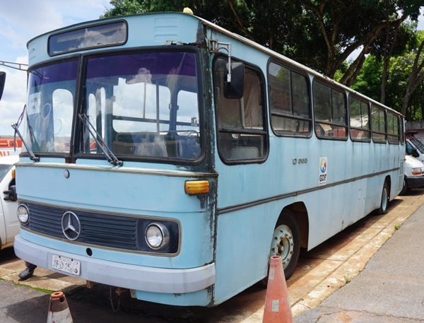 Ônibus Leilão inservíveis GDF