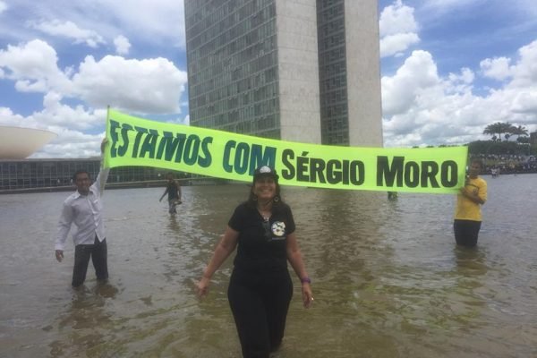 Damares Alves: a trajetória conservadora da ministra que criou polêmica -  Jornal O Globo