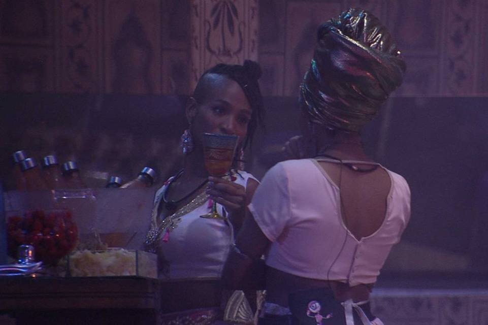 Karol Conká e Lumena na festa holi do BBB21