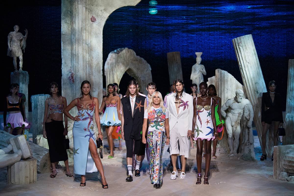 Versace Spring-Summer 24 - Arte & Lusso