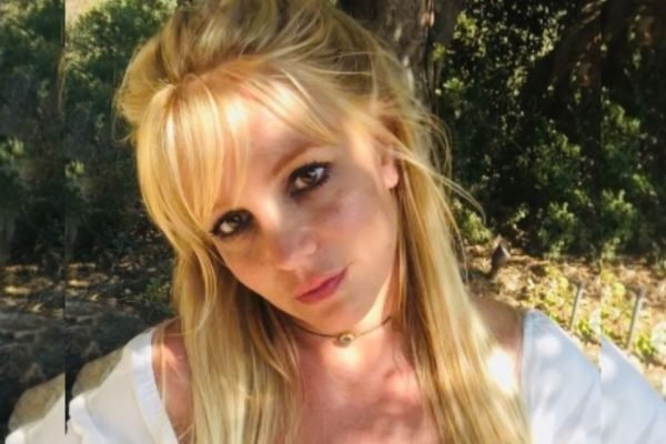 Foto colorida da cantora Britney Spears - Metrópoles