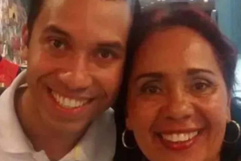 Gilberto Nogueira BBB e mãe Jacira Santanna