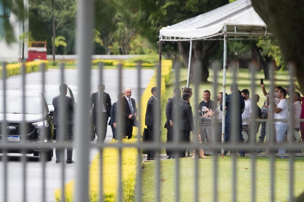 Bolsonaro e apoiadores