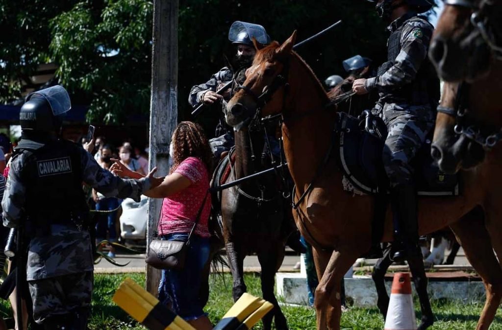 Motim em presídio de Goiás