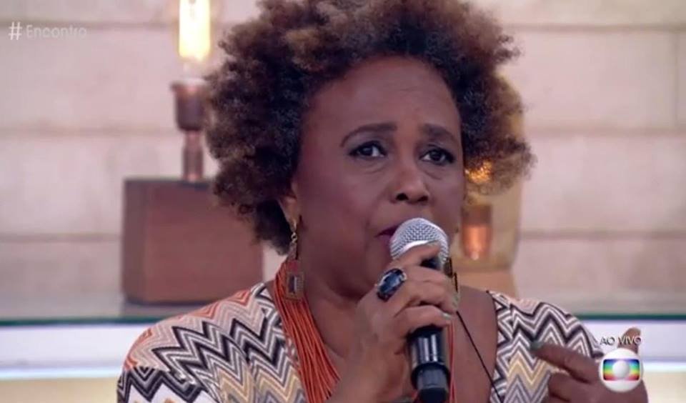 Sandra de Sá no Encontro com Fátima Bernardes