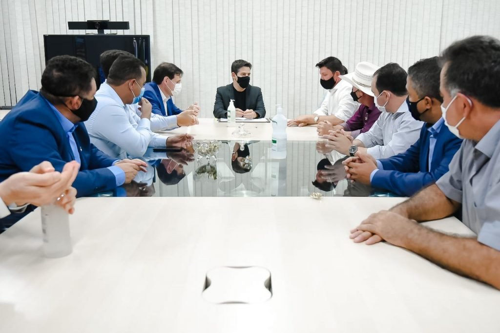 prefeios reunidos