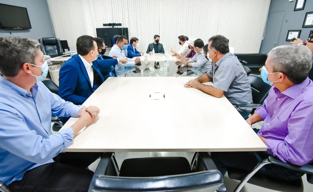prefeitos reunidos