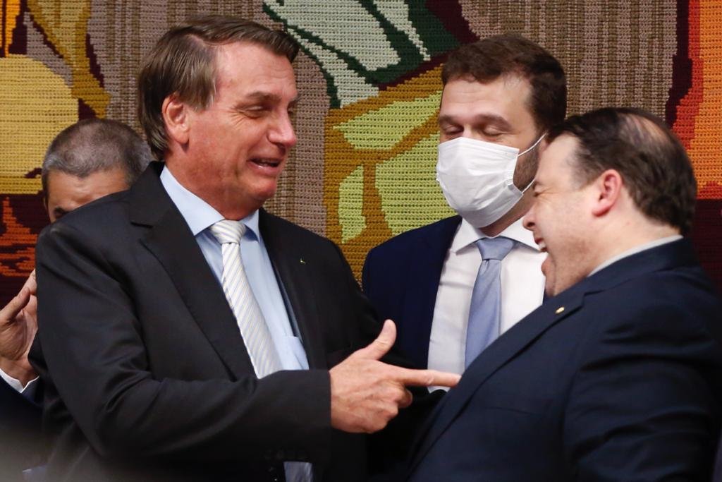 Presidente Bolsonaro entrega na presidência da Câmara dos Deputados o Projeto de Lei de privatização dos Correios