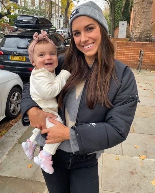 Alex morgan e a filha