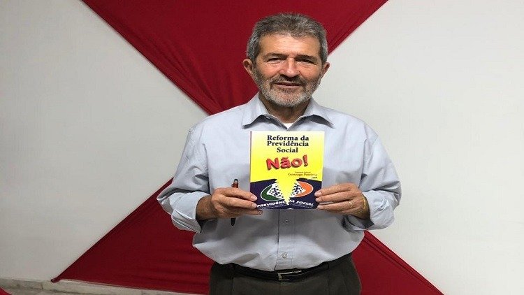 Deputado federal Gonzaga Patriota, autor do livro "Reforma da Previdência Social Não!"