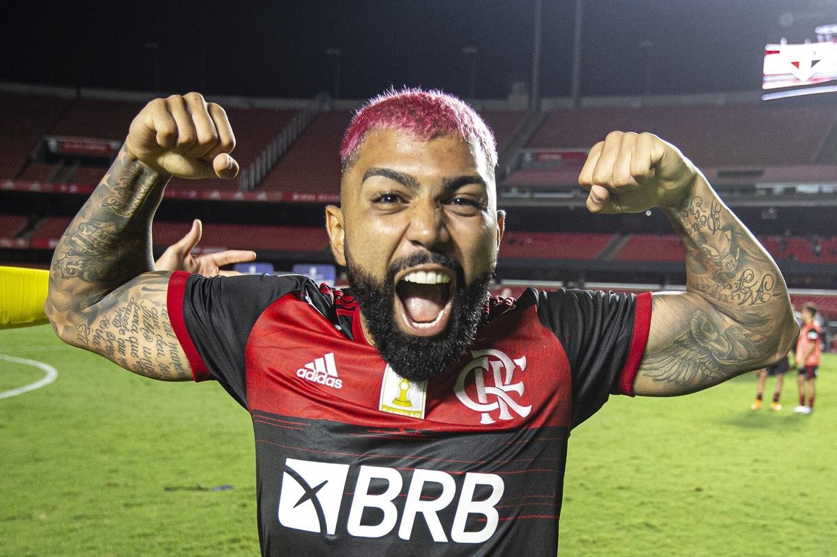 Gabigol usa bandagem na mão apenas por superstição FlaResenha