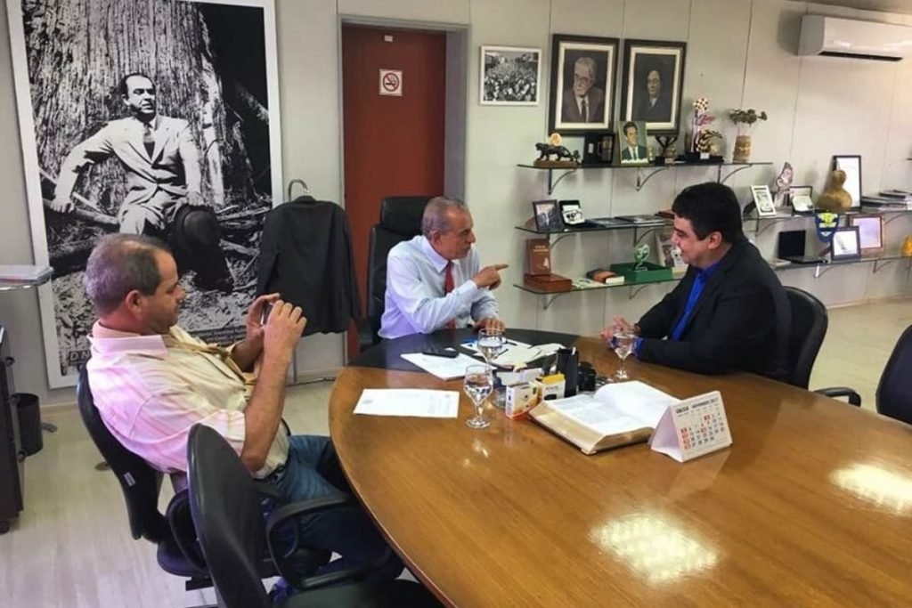 Padre Robson e Iris Rezende, em Goiás