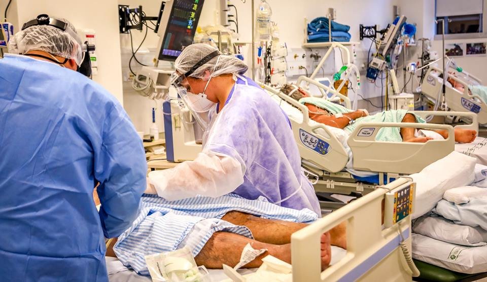 Há 122 leitos ocupados na CTI do Hospital das Clínicas