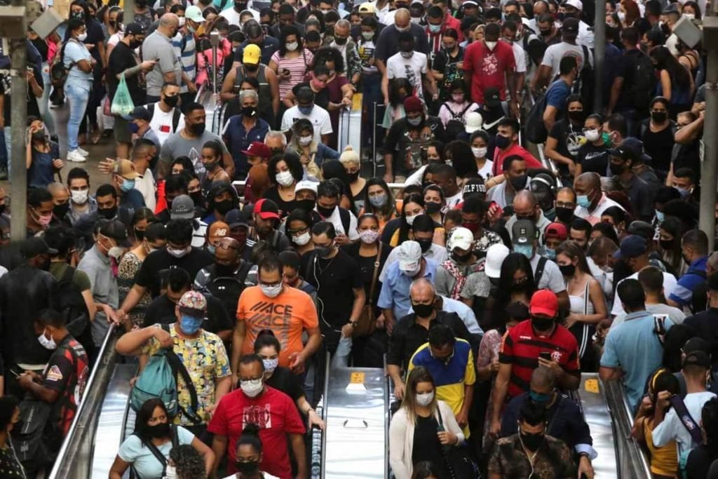 aglomeração estação da luz são paulo 2