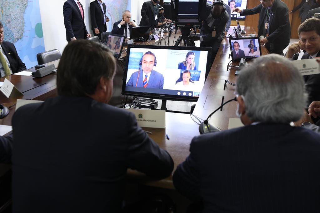 Bolsonaro e ministros se reúnem com CEO da Pfizer, Albert Bourla