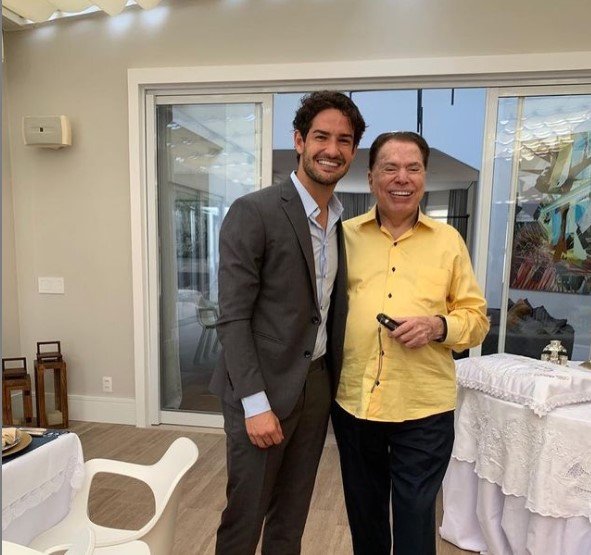 alexandre pato e silvio santos