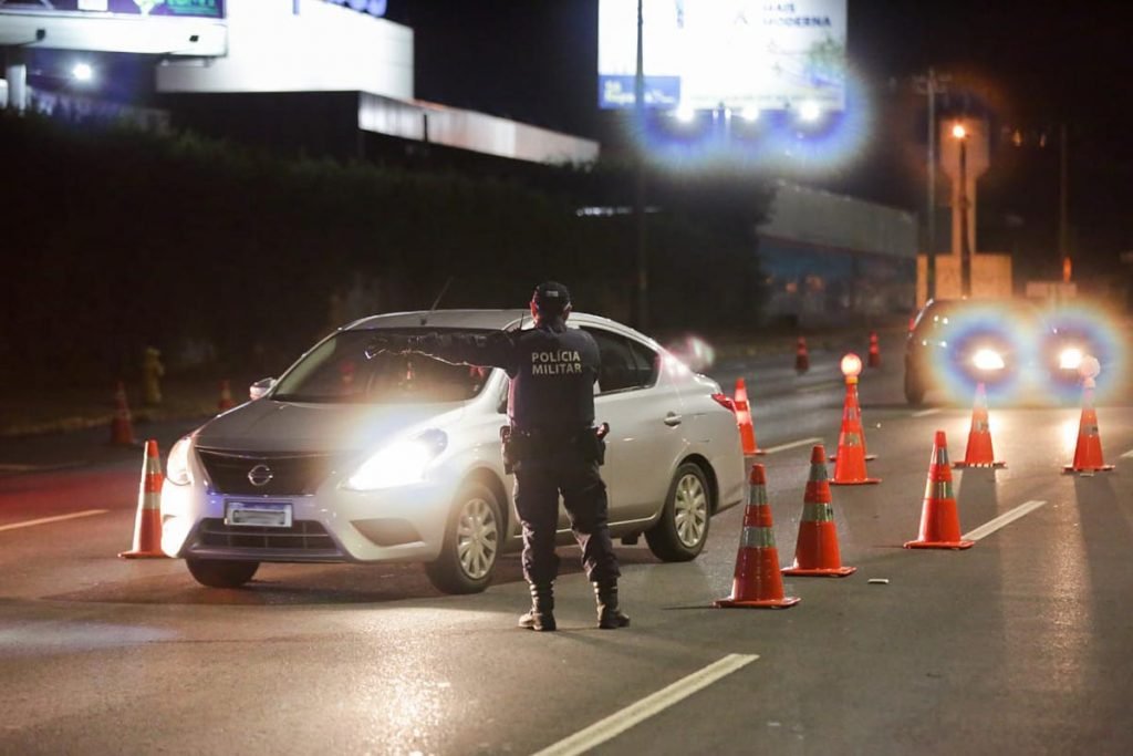 Na 1 noite, brasilienses têm dificuldade em cumprir toque de recolher3