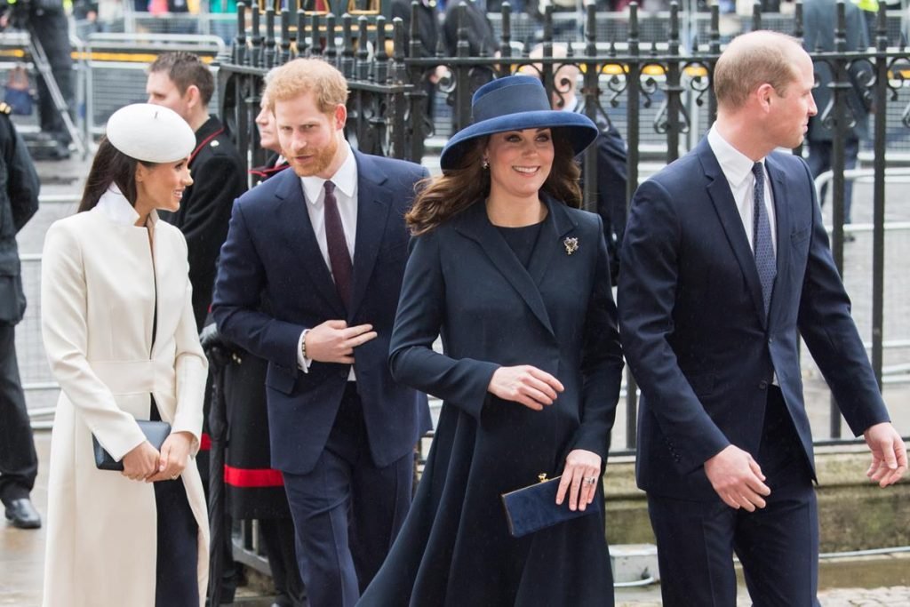 Meghan Markle, príncipe Harry, Kate Middleton e príncipe William
