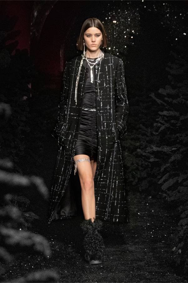Look da coleção de outono/inverno 2021 prêt-à-porter da Chanel