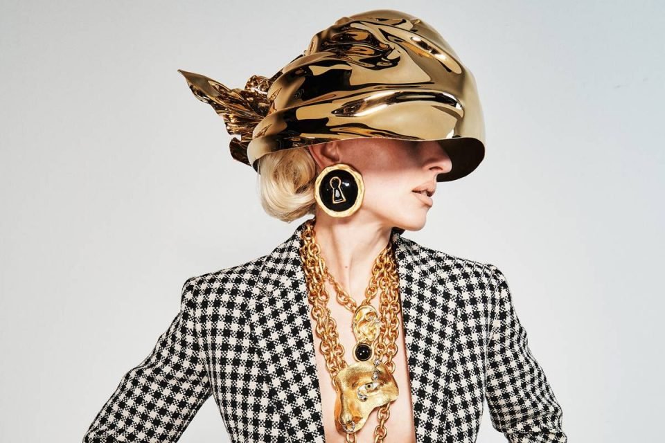 Look da coleção de outono/inverno 2021 prêt-à-porter da Schiaparelli