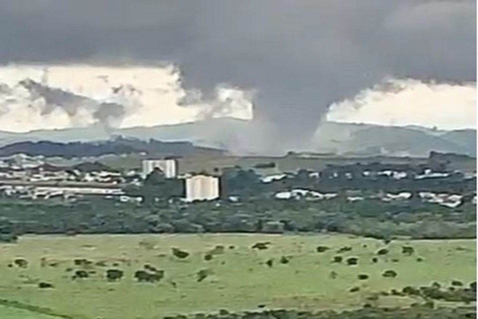 Tornado em São José dos Campos