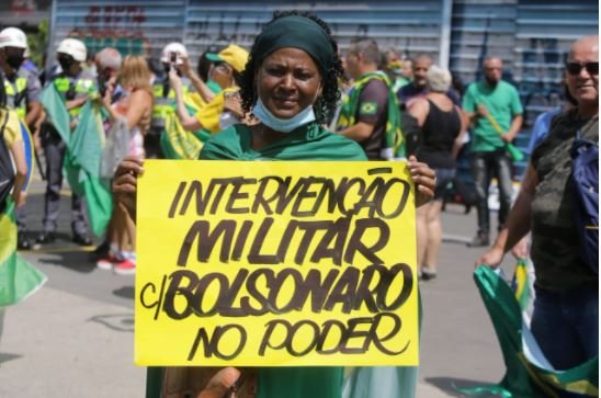 Protesto em São Paulo contra o governador João Doria e pela intervenção militar