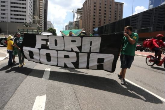 Protesto em São Paulo contra o governador João Doria e pela intervenção militar