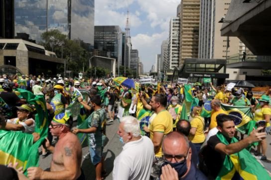 Protesto em São Paulo contra o governador João Doria e pela intervenção militar