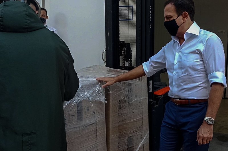 butantan entrega 3,3 milhões de doses