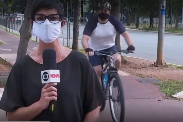 Repórter Elisabete Pacheco dá bronca em homem que gritou globo lixo ao vivo ciclista