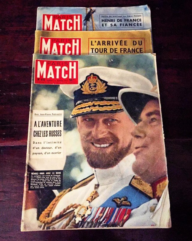 Príncipe Philip com 36 na capa da revista Paris Match