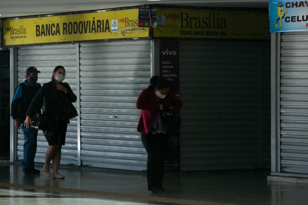 lockdown comercio fechado brasília DF