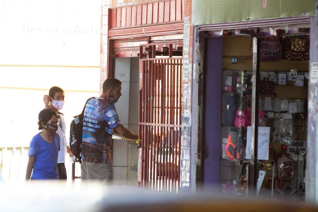 lockdown comercio fechado brasília DF