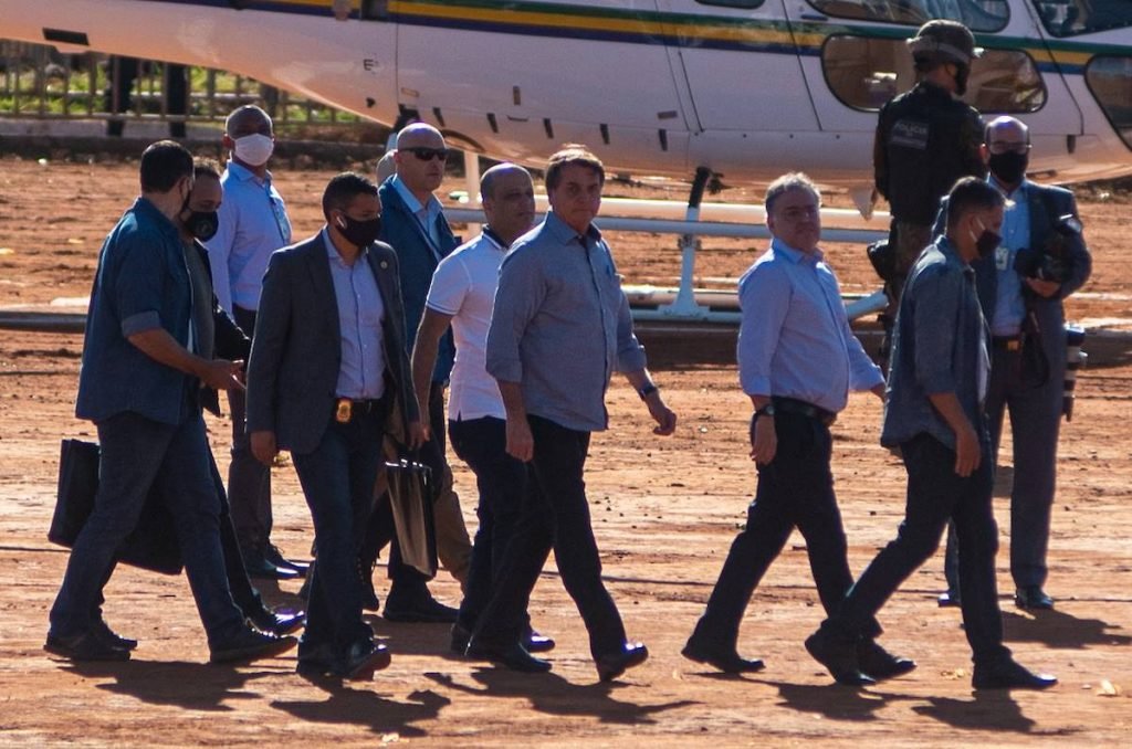 Presidente Jair Bolsonaro entrega HCamp de Águas Lindas (GO)