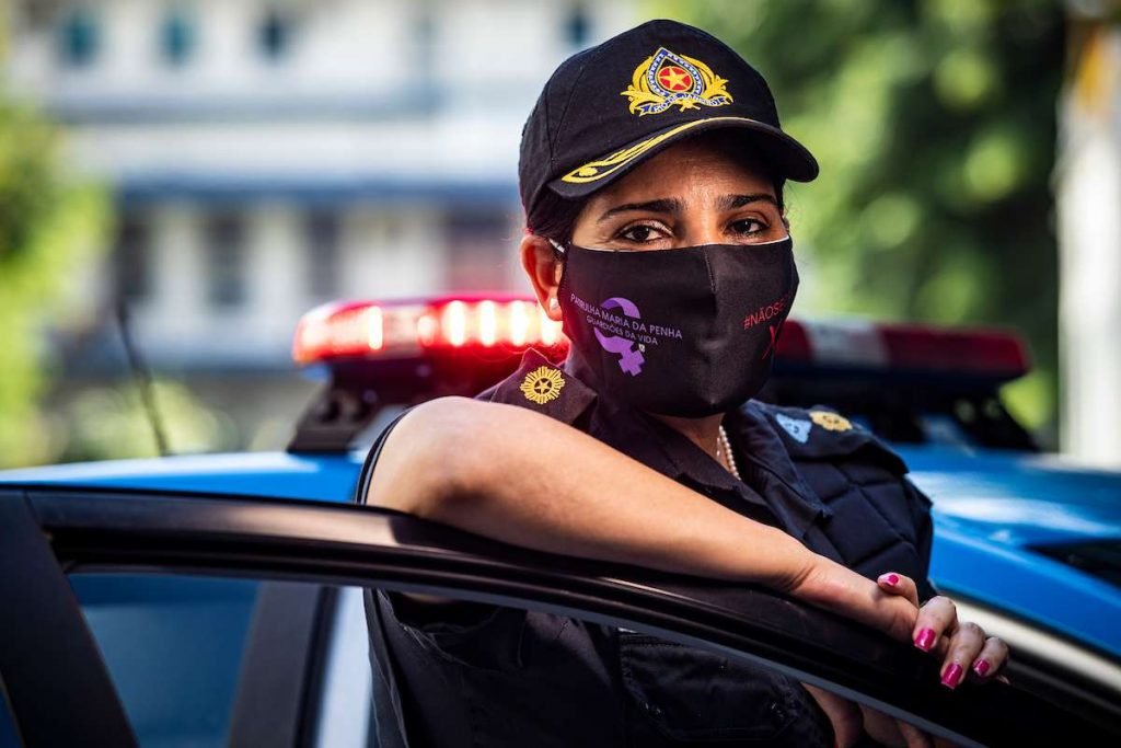 Cláudia Moraes, tenente-coronel da PM do Rio e comandante da Patrulha Maria da Penha