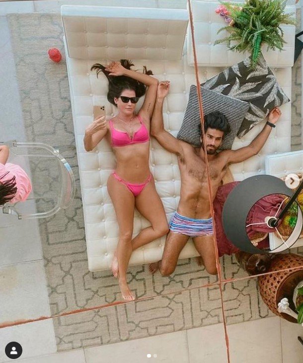 Deborah Secco e Hugo Moura