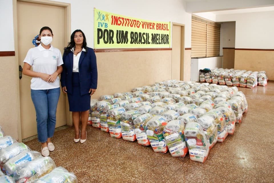 Michelle Bolsonaro em ação da Pátria Voluntária