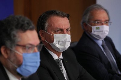 Ernesto, Bolsonaro e Guedes