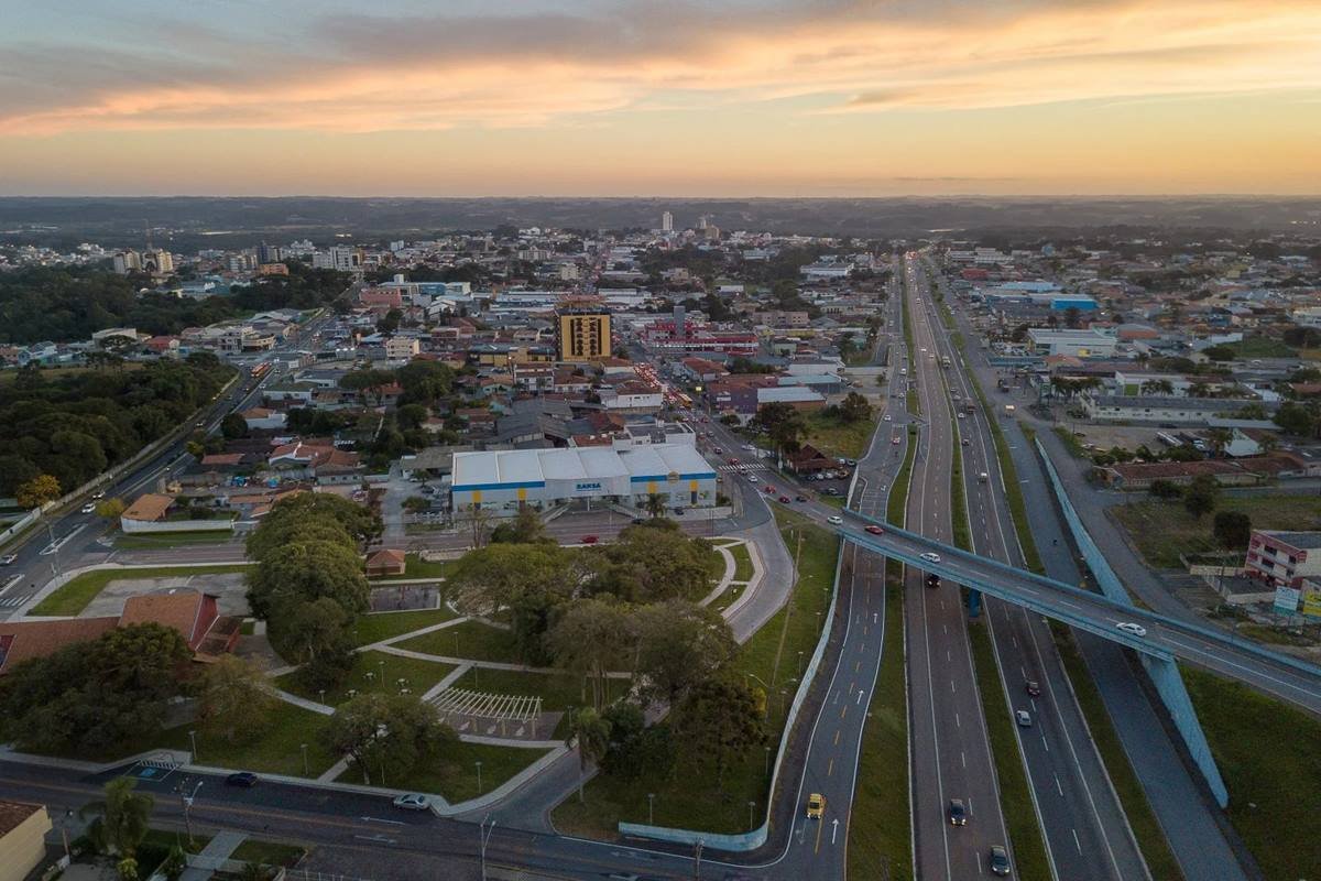 Governo do Paraná deve manter bandeira vermelha em ...