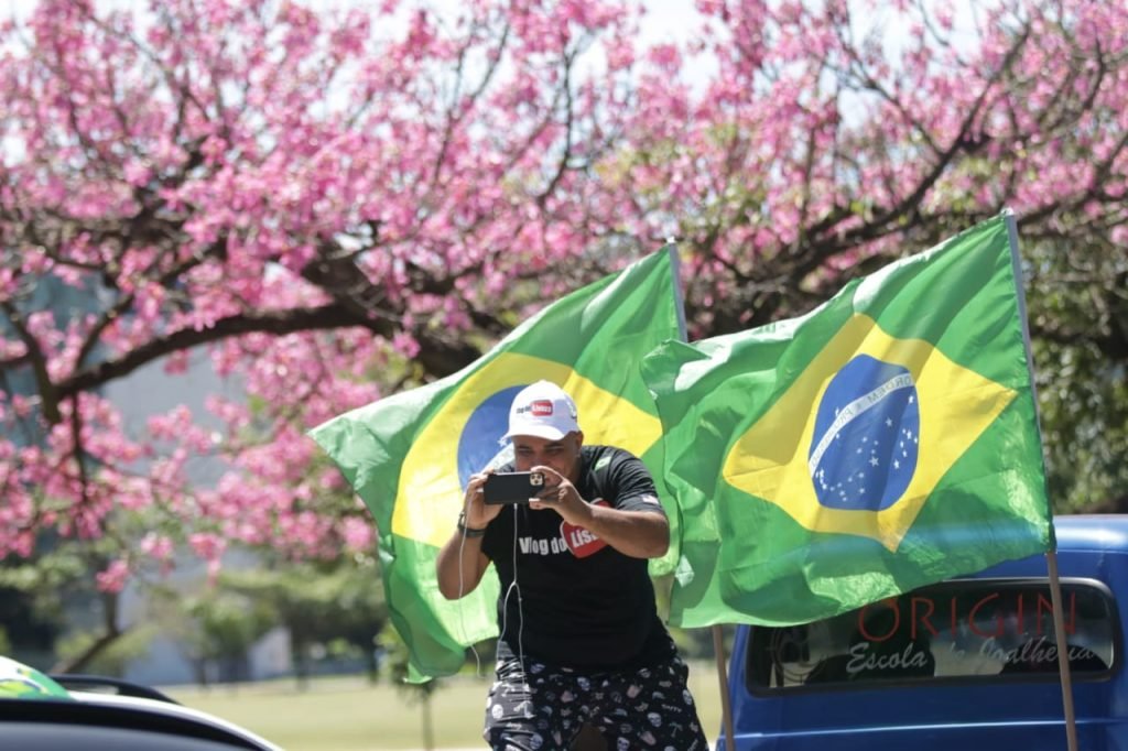 protesto pro bolsoanro lockdown brasilia esplanada