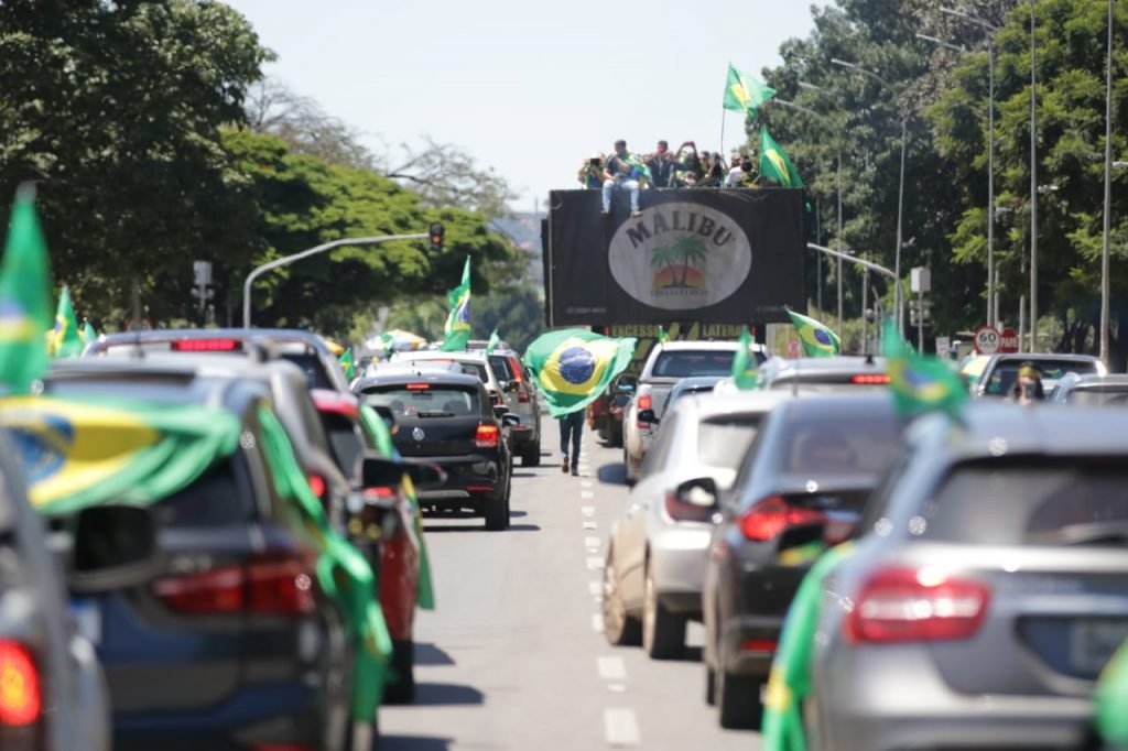 protesto pro bolsoanro lockdown brasilia esplanada