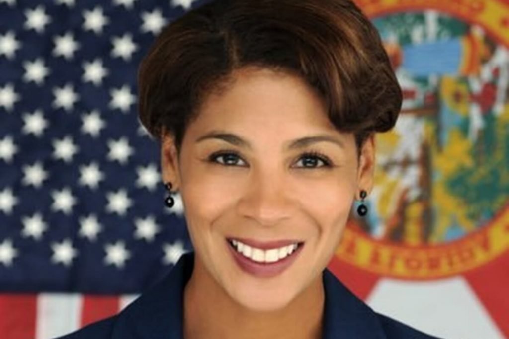 Pam Keith, integrante do Partido Democrata dos Estados Unidos