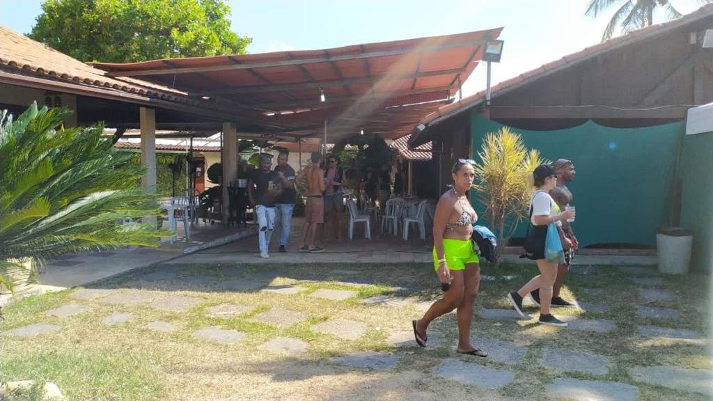 Em plena pausa emergencial, pool party é encerrada pela prefeitura do Rio