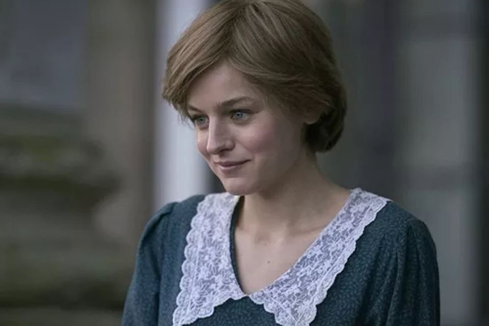 Emma Corrin em The Crown