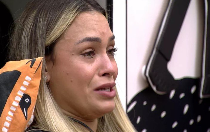 sarah andrade chora no bbb21
