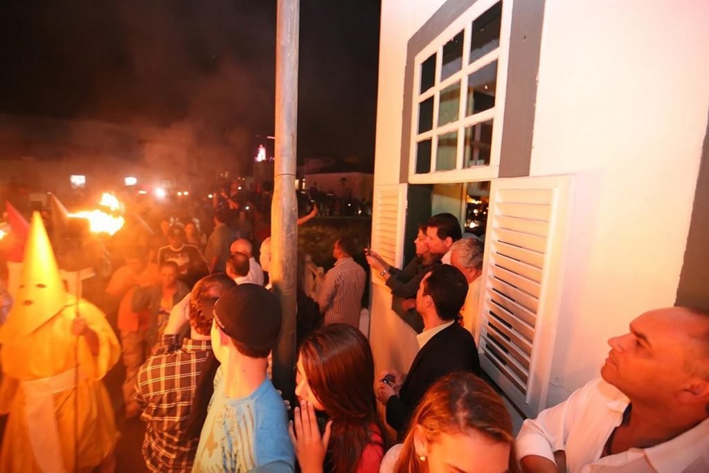 procissão do fogaréu na cidade de goiás