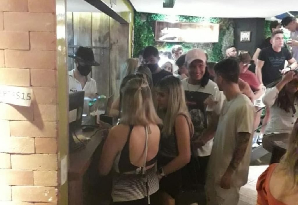 Bar em região nobre de Goiânia é interditado por descumprir regras para conter Covid