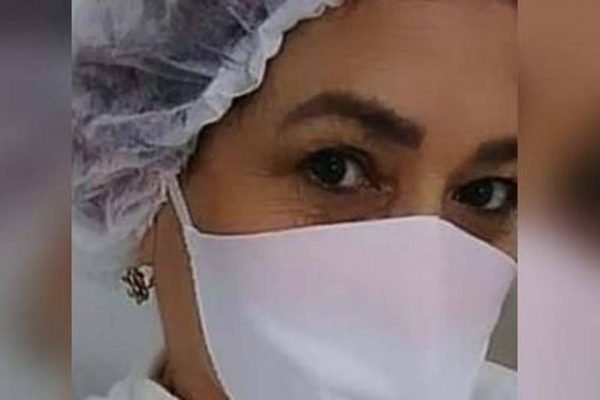 Falsa enfermeira aplicava suposta vacina contra Covid desde 3 de março